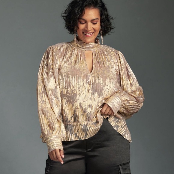 Anthropologie Tops - NWT Anthropologie Maeve Metallic Plisse Top in Gold 2X